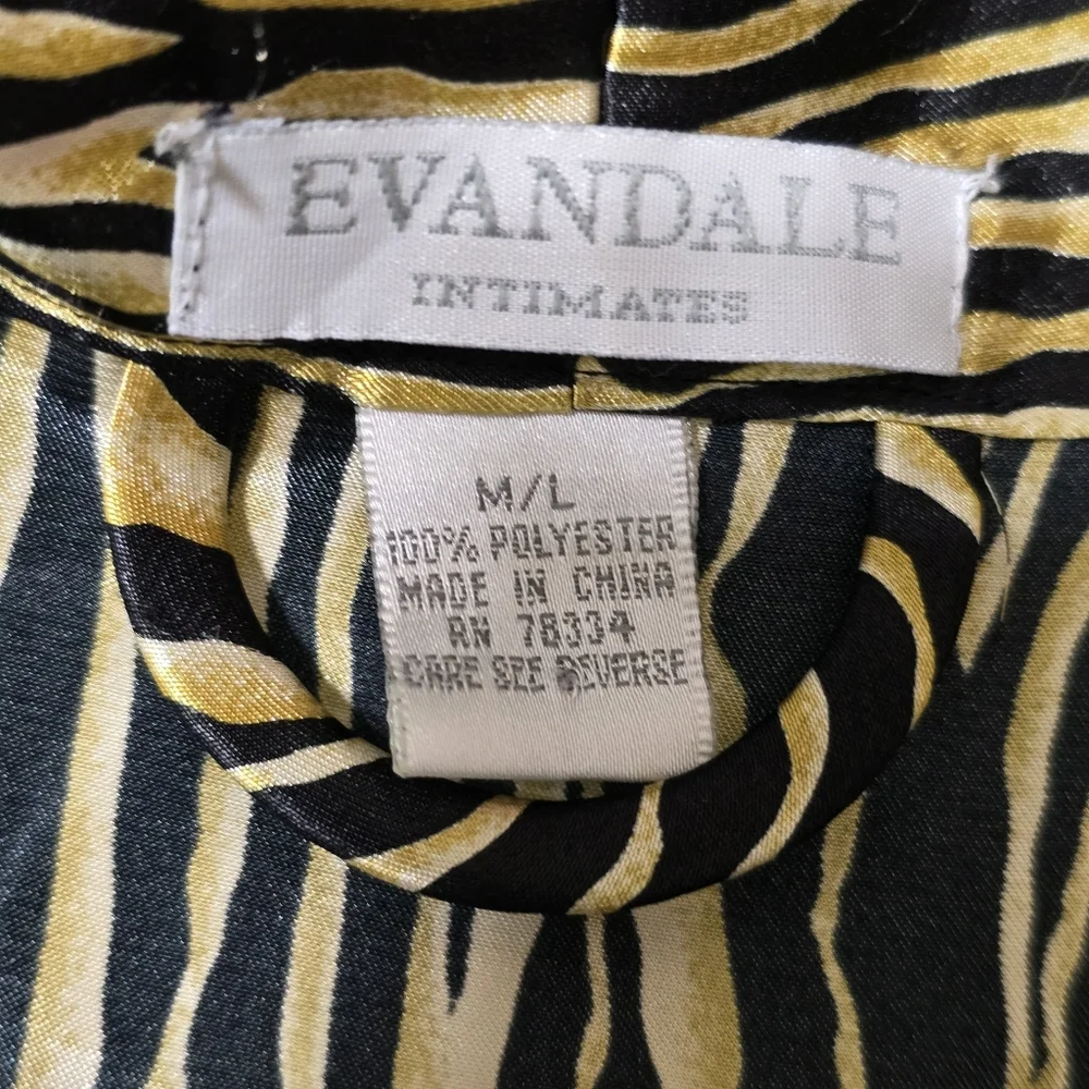 vintage‎ EVANDALE Intimates size M/L Silky Satin Animal Print Robe Black Gold